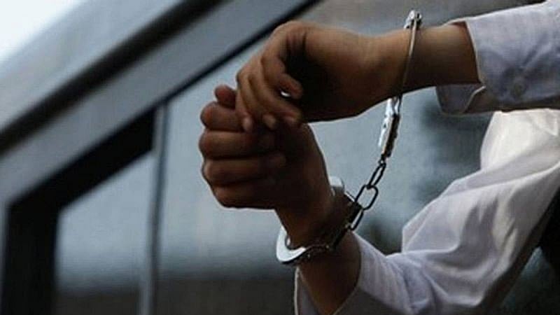 Bhopal News: Burglars Pose As Delivery Boys To Steal Bikes, 500 Kg Metal Caps; Three Held With...